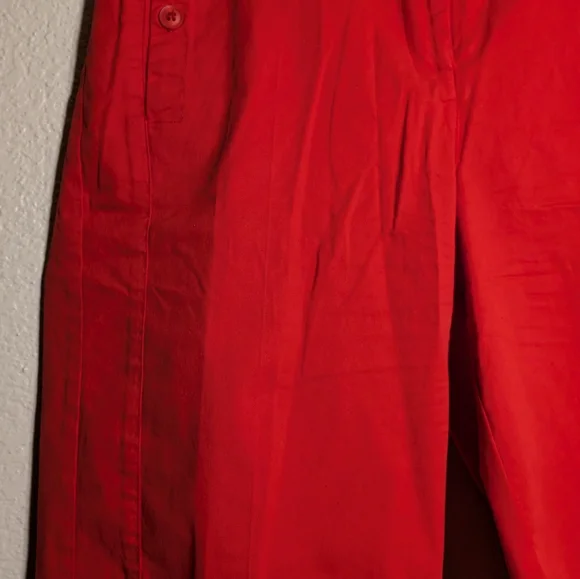 Elliot Lauren Vibrant Red Shorts Size 8 - Picture 3 of 7